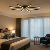 Lüks otel odası dekorasyonunda romantik bir ışık sunan Pulsar modern LED tavan avizesi.