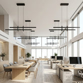 EnzoLight Halo Lineer LED Sarkıt Avize - Modern Ofis ve Çalışma Alanı Minimalist Yaşam Konseptinde Gündüz Doğal Gün Işığında Tavana Montaj Görünümü