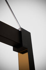 Lineer LED Sarkıt Avize – Siyah Metal Gövde, Gold Detaylı Modern Tasarım Aydınlatma